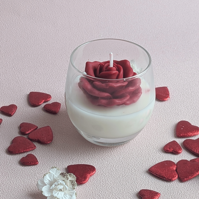 🕯️ Bougie Rose d’Amour 85g – Linge Frais