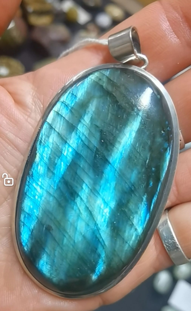 Pendentif Labradorite - Sérénité et protection