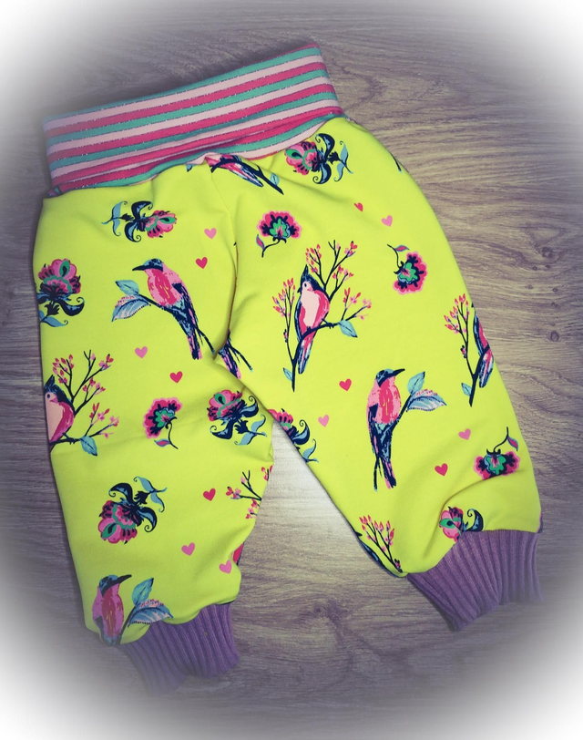 D*    9/12 MOIS Pantalon évolutif "PIOUPIOU" fond jaune