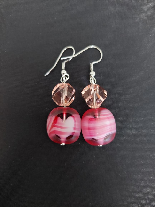 Boucles d&#039;oreilles roses