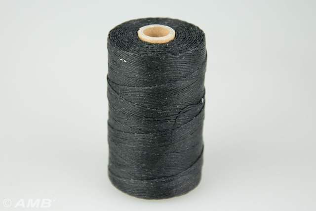 Hemp, schwarz, gewachst (Hanfgarn)