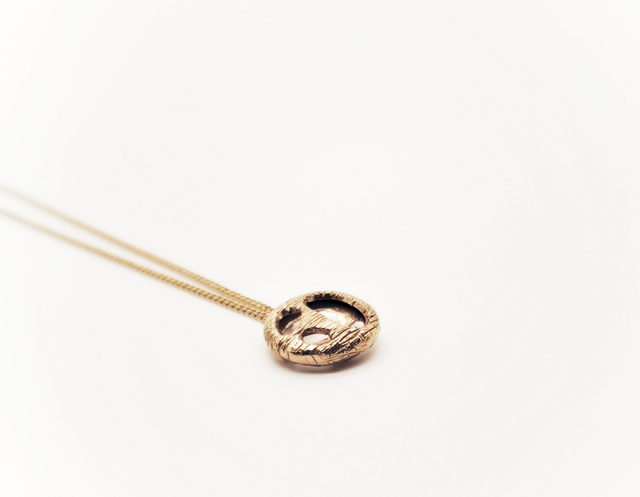 Colar Circulos Orgânicos Oco Texturizado KAI01TX003