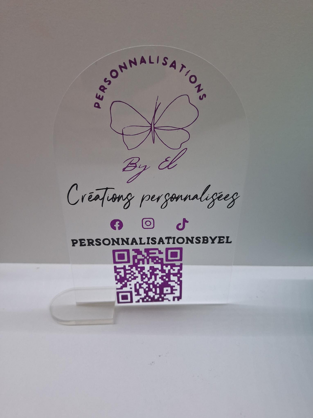 Plexiglass logo