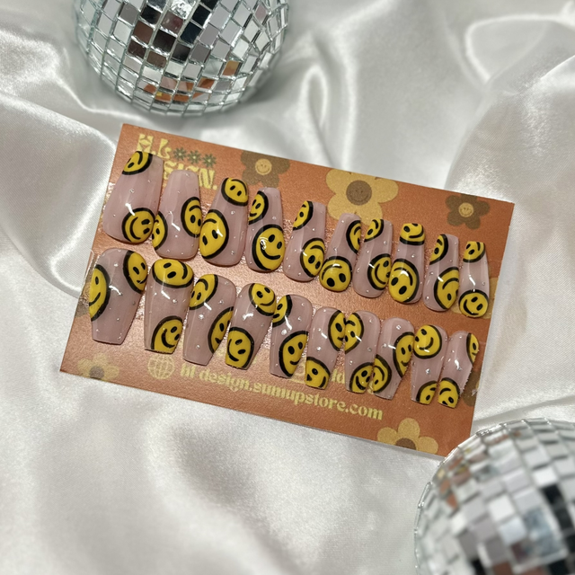 Adult Long Coffin Smiley Press-on Nails