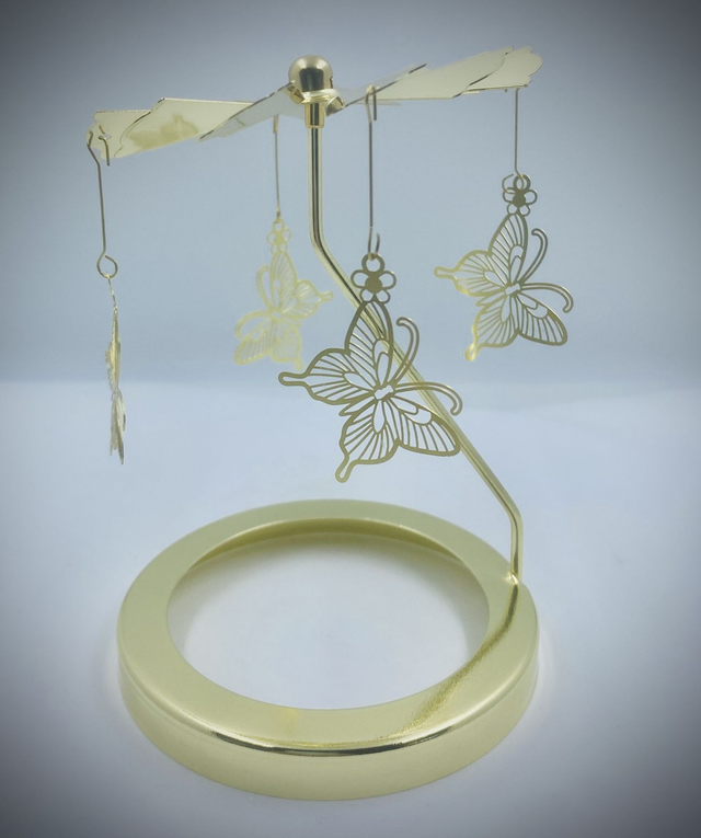Carrousel porte-bougie papillons dorés