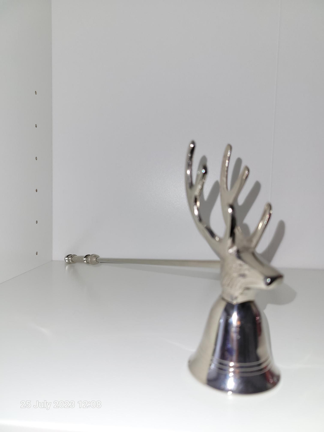 Candle snuffer