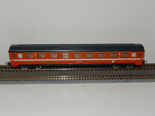 voiture livrée C1 Lima 309253 H0