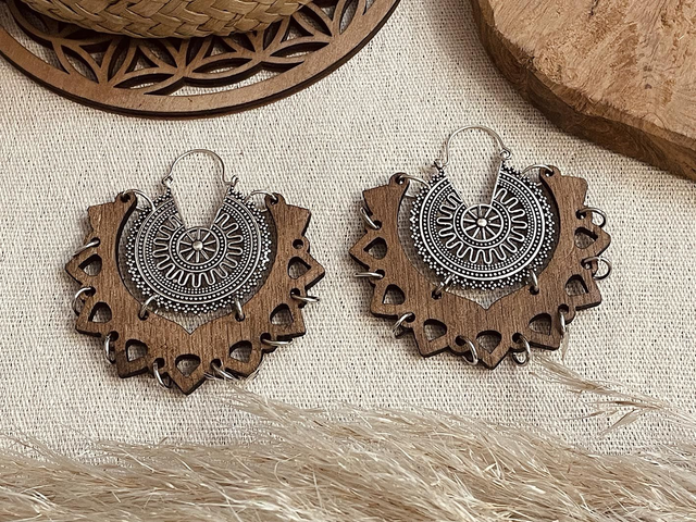 Boucles d’oreilles AKYRA naturelles