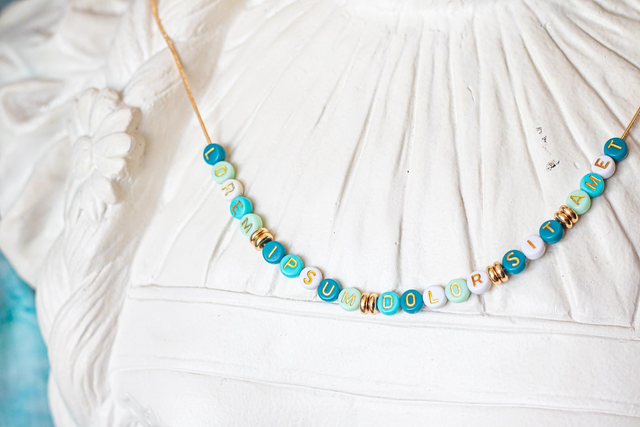 Collier Lorem Ipsum