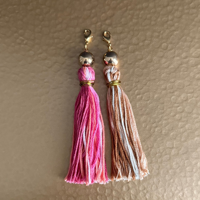 Paire de pompons embellisseurs