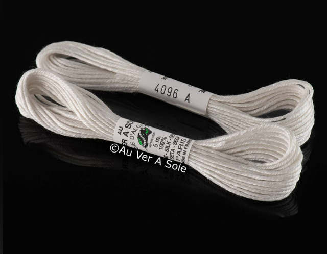 Soie d'Alger N°4096 - Au Ver à Soie