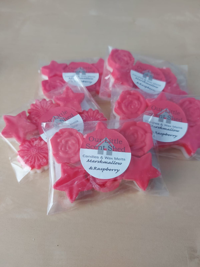 MARSHMALLOW AND RASPBERRY