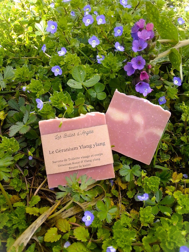 Sélection du savonnier N°2- Le Douceur de Miel- Le Petit Grain- Le Géranium Ylang ylang- Lot de 3 savons