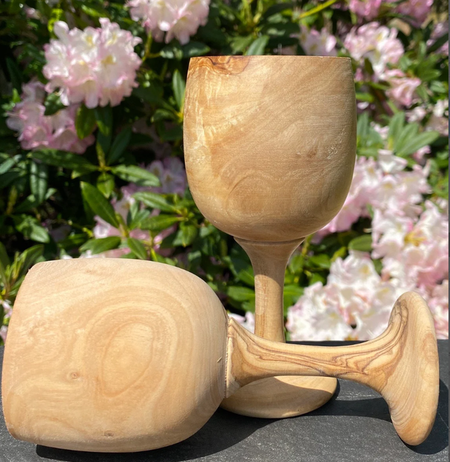 Olive Wood wine glasses/goblets
