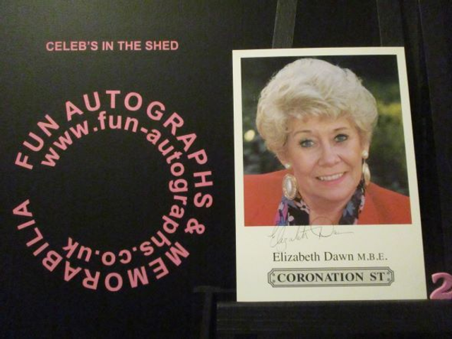 Eilzabeth Dawn M.B.E (Vera Duckworth) Original Coronation Street Pre-Print Cast Card (2)