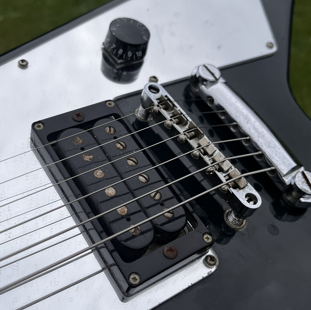 1980 Greco / Gibson Flying V ... Paul Stanley (KISS) (FV-650 & PS-800) MADE IN JAPAN Lawsuit Era ... Mirror Pickguard + Maxon U1000 + Leather gigbag
