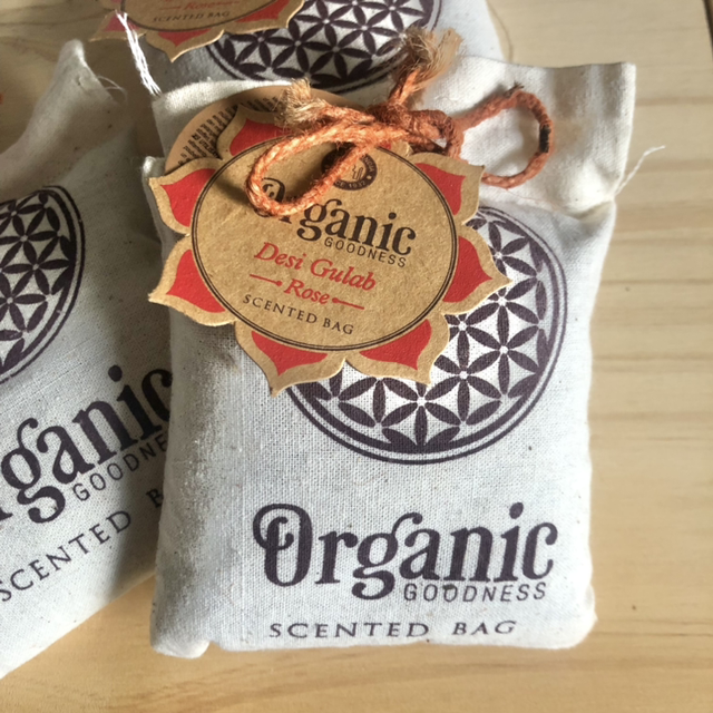 Sachet parfumé à la Rose