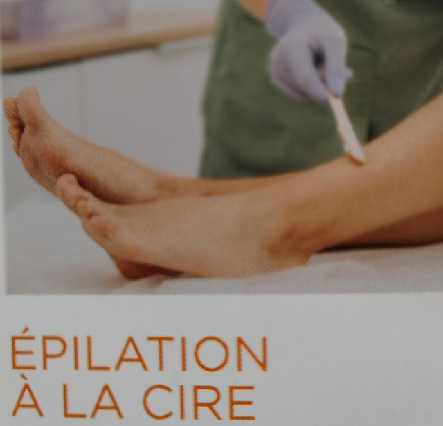 Épilation jambes complètes