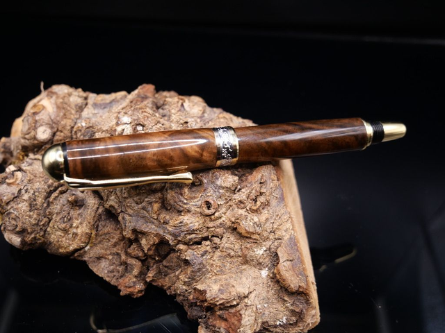Stylo Gentleman plume Noyer du Maroc
