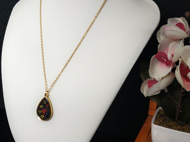 Collier doré fleuri d'Aubépine Epineuse