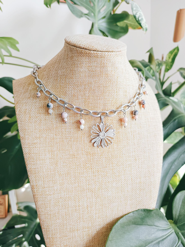 COLLIER - DAISY BLOOM (opale rose)