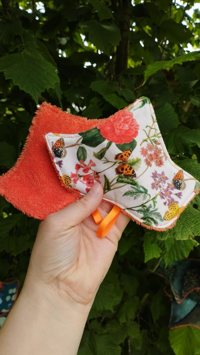 Lot de 2 lingettes feuilles, motif papillons parmi les fleurs, printemps, printanier