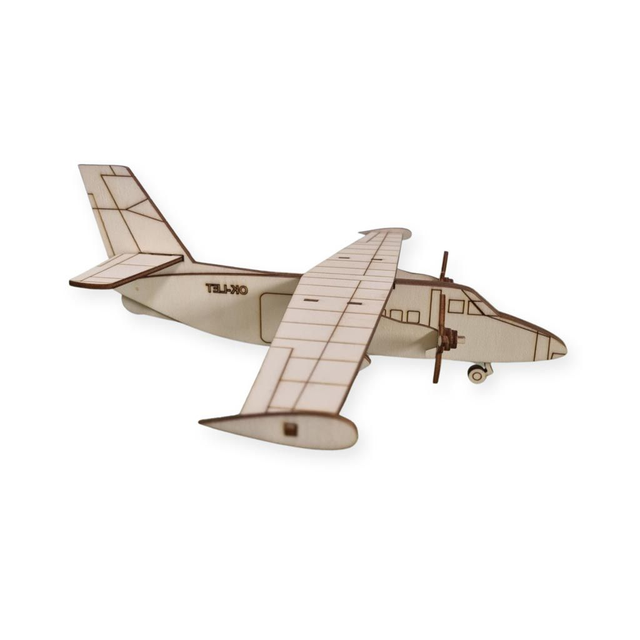 Dřevěný model - L410 Turbolet