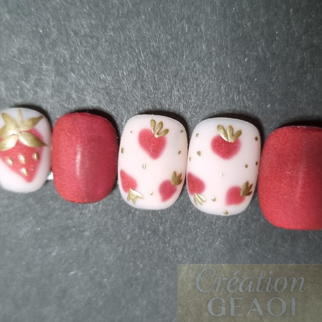 Strawberry venus little carré xs créer à la commande délai de 7 jours