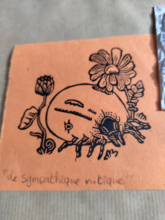 Sympathique M.Tique, linogravure petit format carré