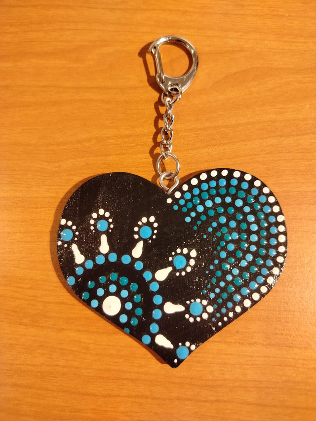 porte-clés mandala cœur en bois bleu