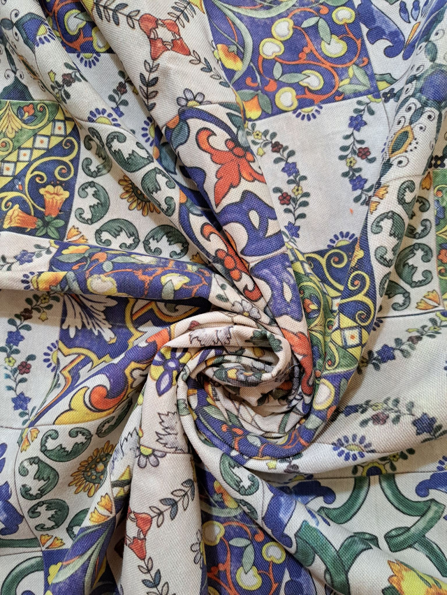 Scampolo di tessuto siciliano con maioliche 1x1,90 m misto cotone