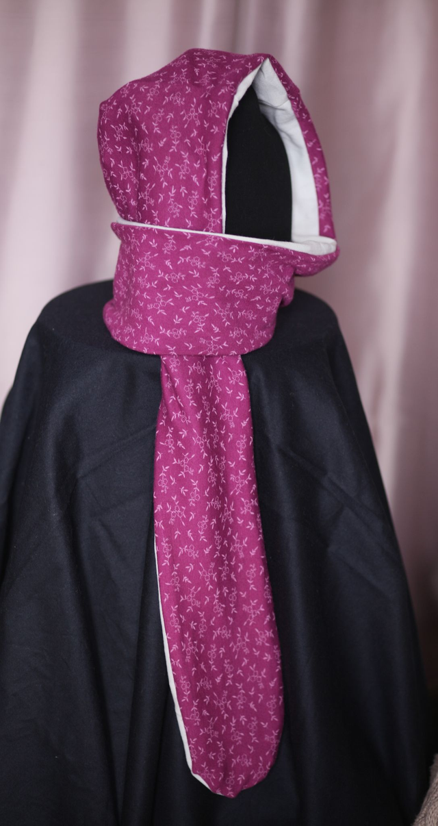 purple/white hood-scarf