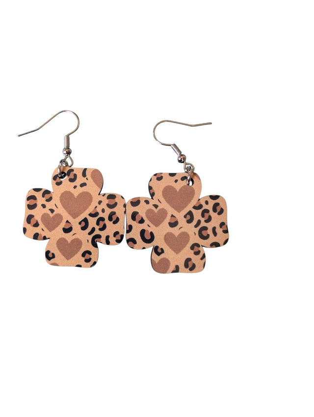 N°38 Boucles d'oreilles trèfle fantaisie hypoallergénique 