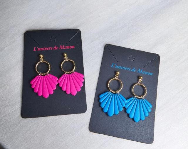 Boucle d&#039;oreille en argile polymère rose 