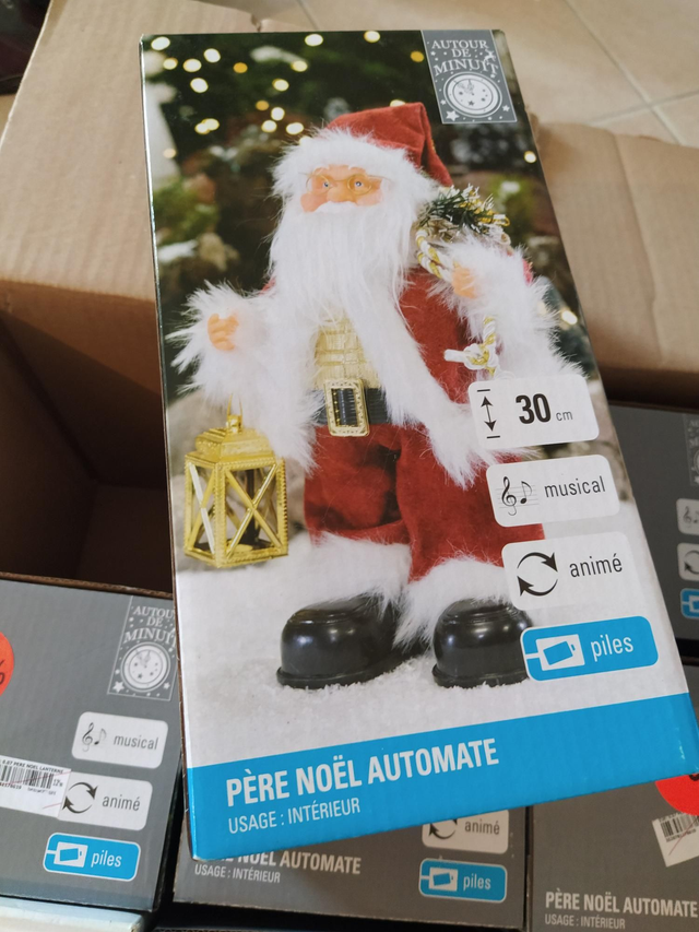 PERE NOËL AUTOMATE MUSICAL 30 CM