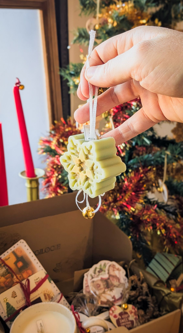 Flocons Enchantés ✨-❄️Suspensions parfumés (x3)