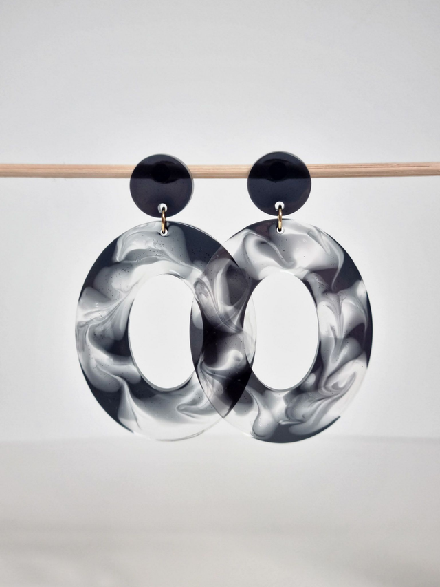 Ovale : Noir marbré