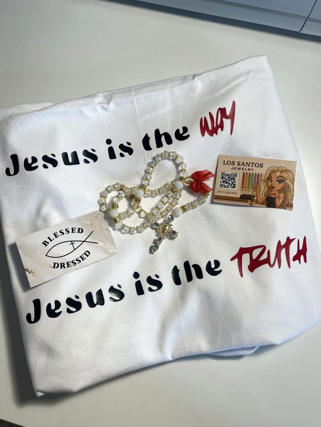 Pack Noël : Chapelet &amp; T-shirt BLESSED&amp;DRESSED