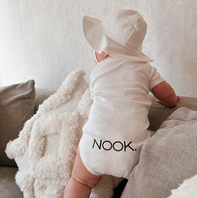 BODY NOOK (3-6M)