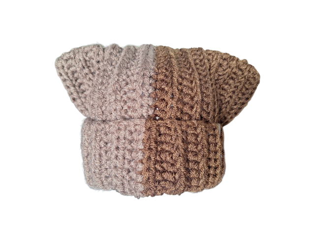 Catbeanie Braun (halb-halb) - Gehäkelte Mütze, Katzenmütze, Mütze mit Katzenohren, Unikat, handmade - Einzelstück