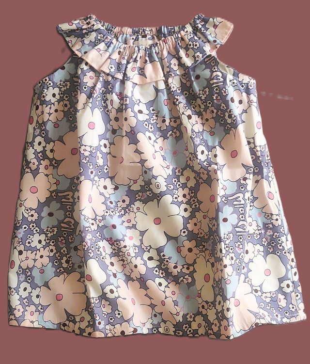 Robe encolure volantée