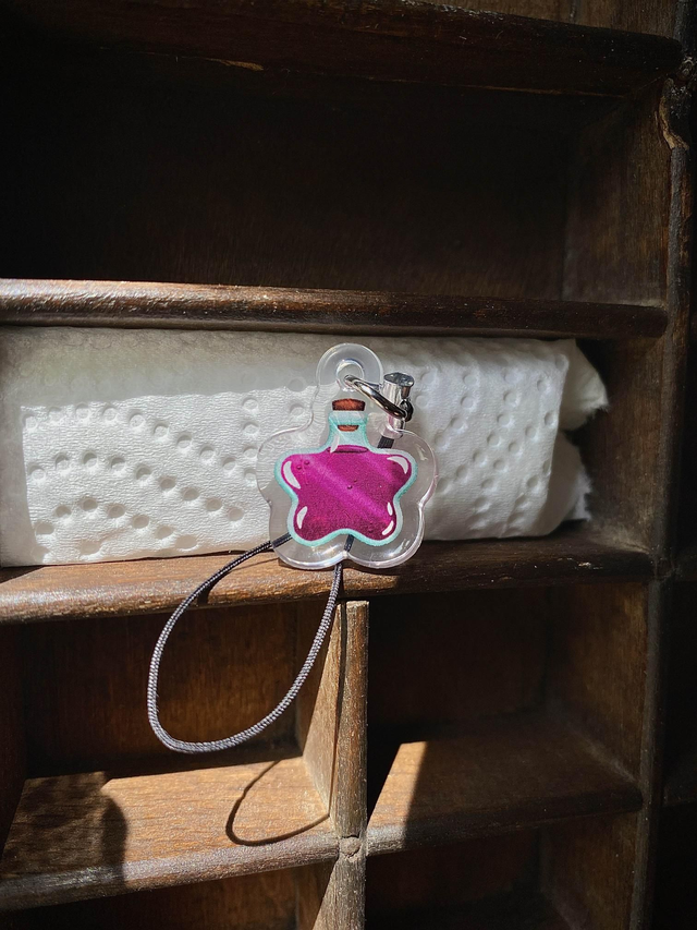Star Potion Bottle Phone Charm