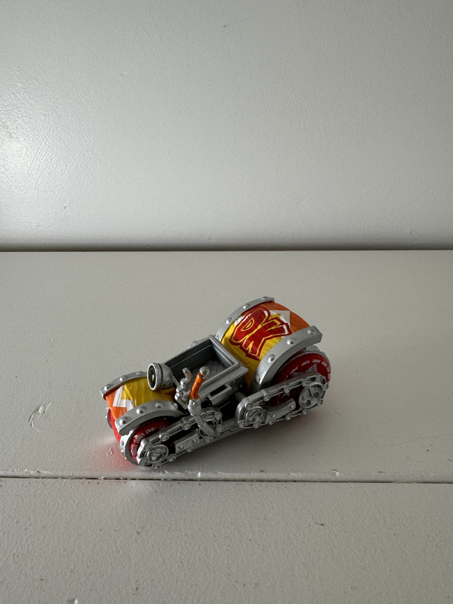 Barrel Blaster - Tech - Vehicle - Skylanders - SuperChargers