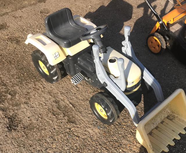 Sold - Kids Toy Tractor - M03