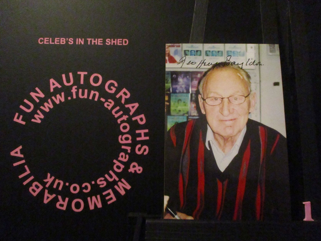 Geoffrey Bayldon Authentic Autographed 6x4 Our Facing Photograph (1)