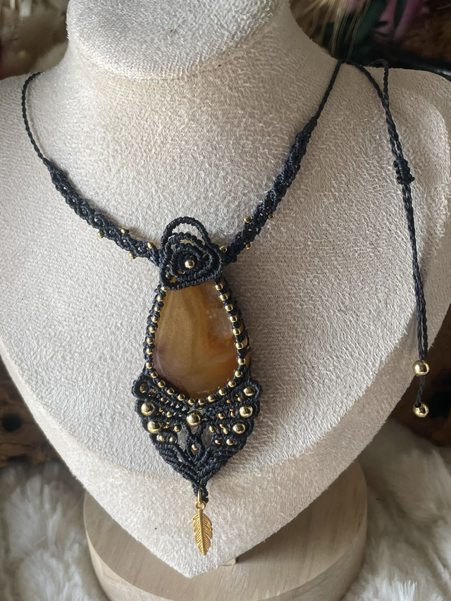 Collier Accacias