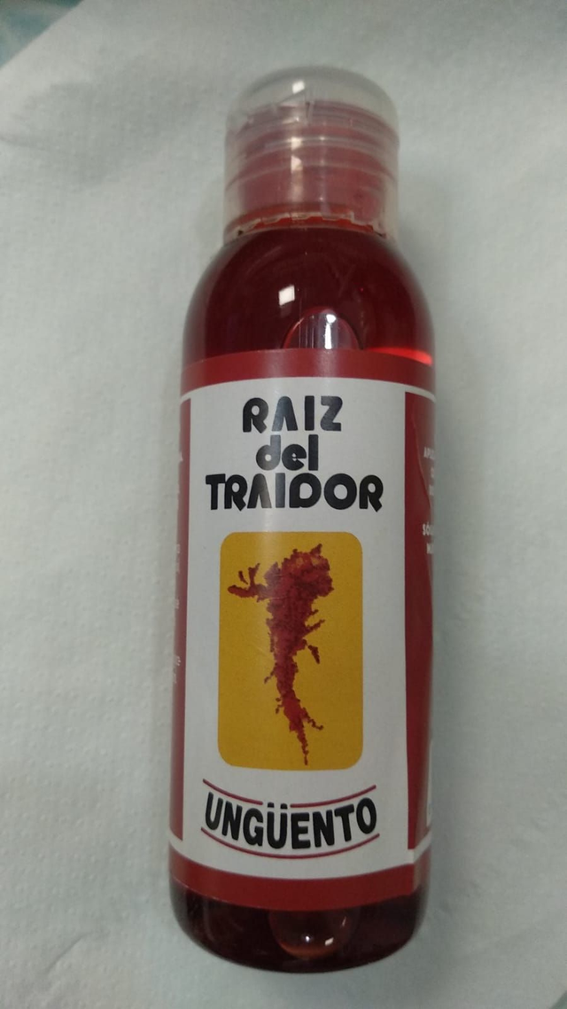 Ungüento raíz del traidor