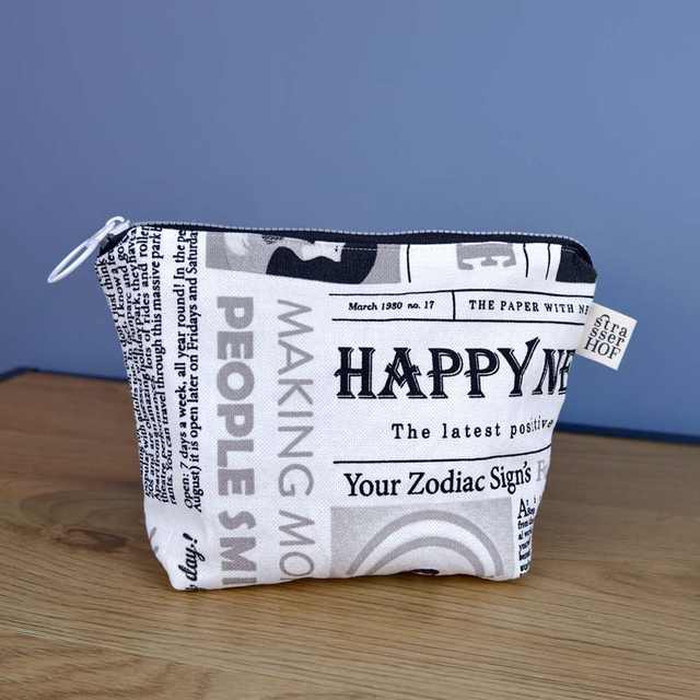 Täschchen grafisch gemustert mit Zipper