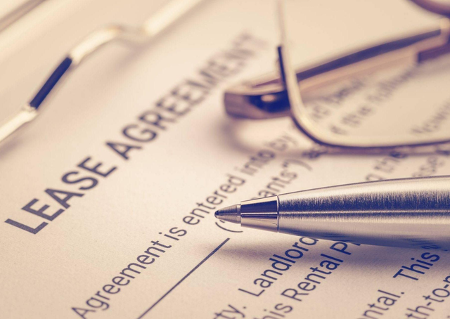 Prepare commercial lease 10 years