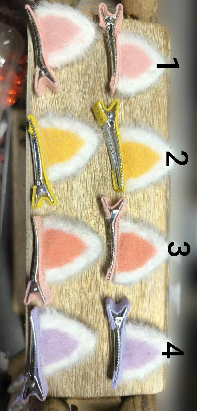 2 Pinces oreille de chat